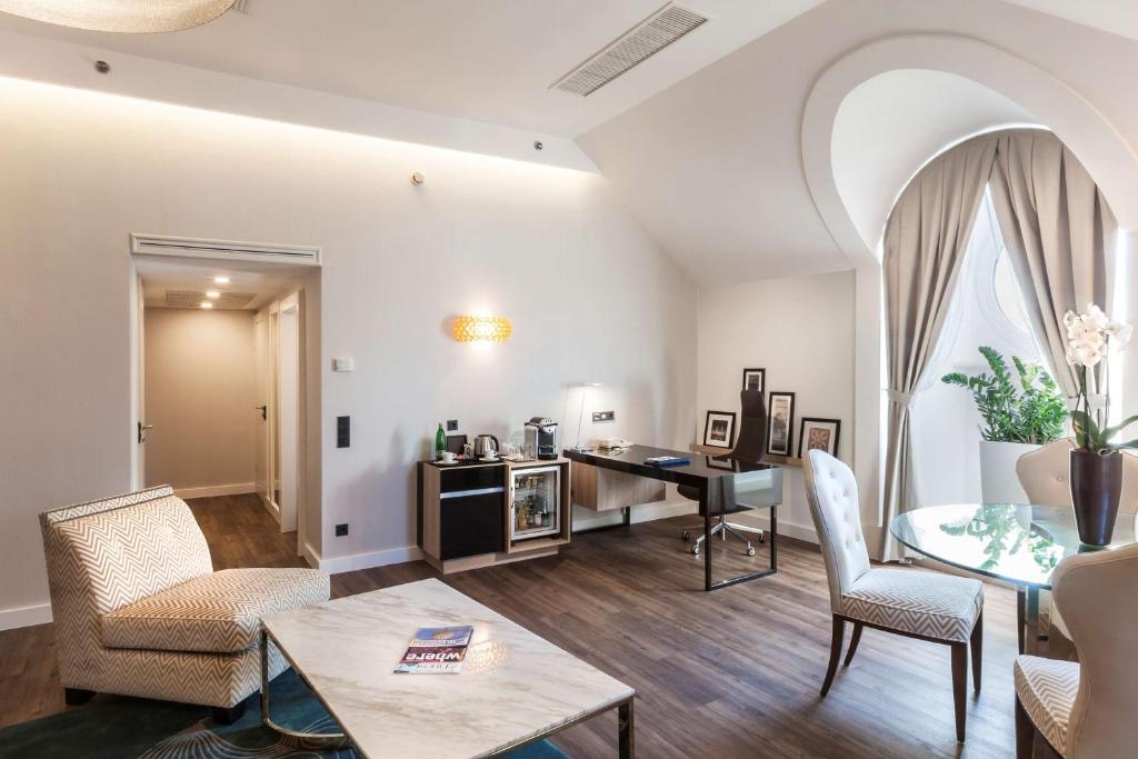 Posezení v ubytování Radisson Blu Béke Hotel, Budapest