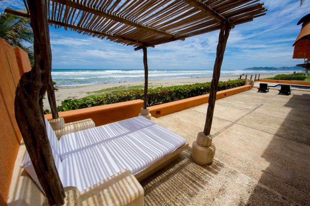 Villas San Vicente - Villa - Beach Front