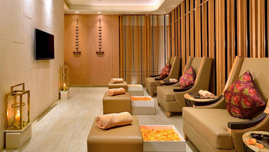 Posezení v ubytování Radisson Mumbai Goregaon
