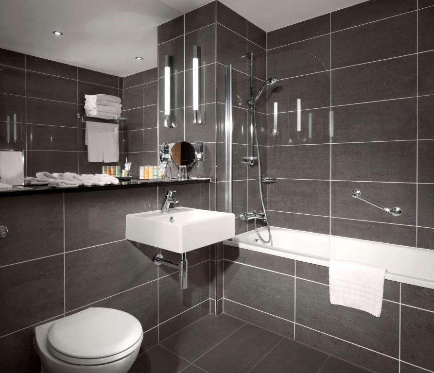 
Superior Room with City View
