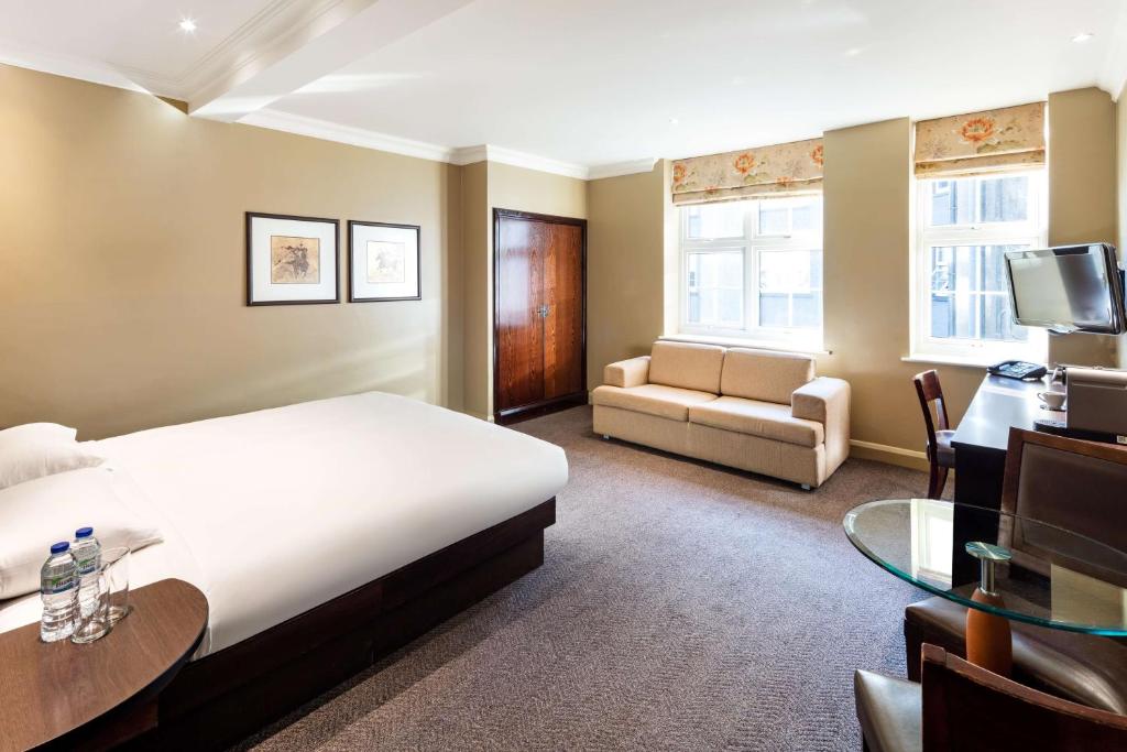 Radisson Blu Hotel, London Euston Square - Resim 10