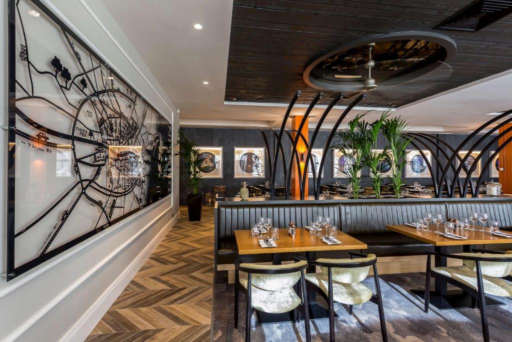 Clayton Hotel Dublin Airport Central photo