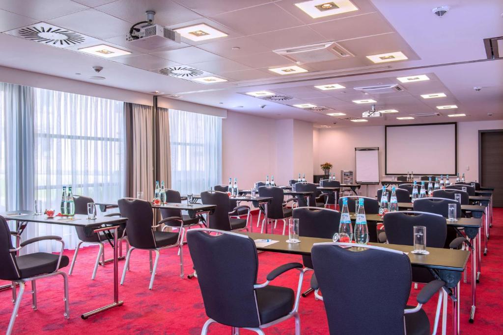 Park Inn by Radisson Luxembourg City - Resim 4