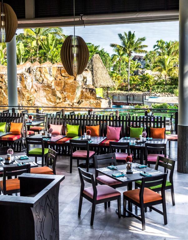 Restaurace v ubytování Radisson Blu Resort Fiji