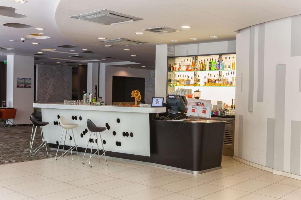 Park Inn By Radisson Budapest italokat is kínál
