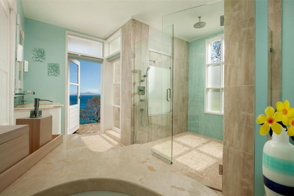 Koupelna v ubytování The Liming Bequia