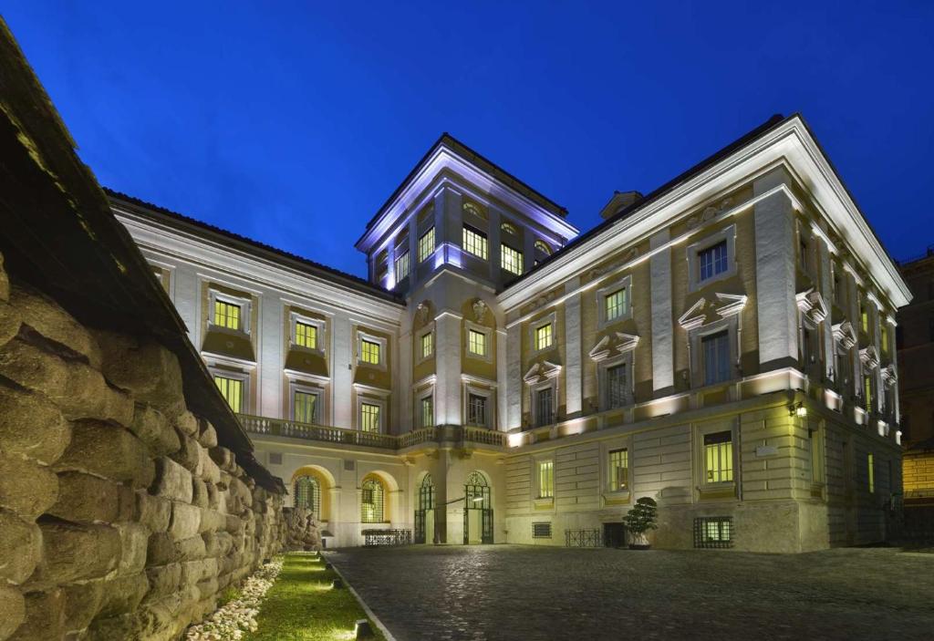 Budova, kde se hotel nachází