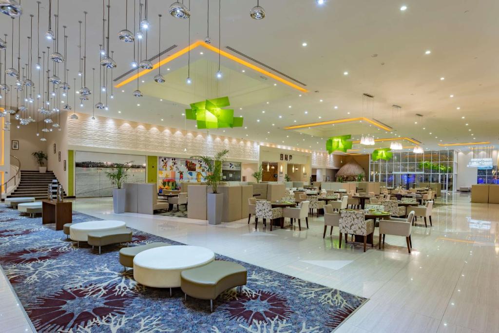 Restaurace v ubytování Radisson Blu Resort Jizan