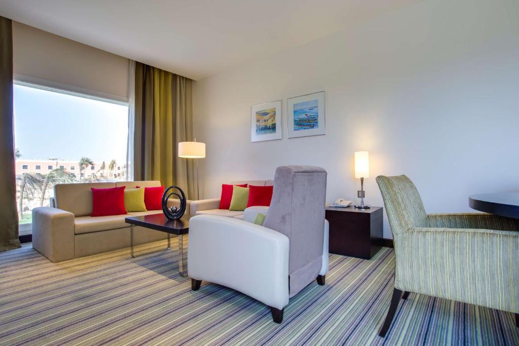Posezení v ubytování Radisson Blu Resort Jizan
