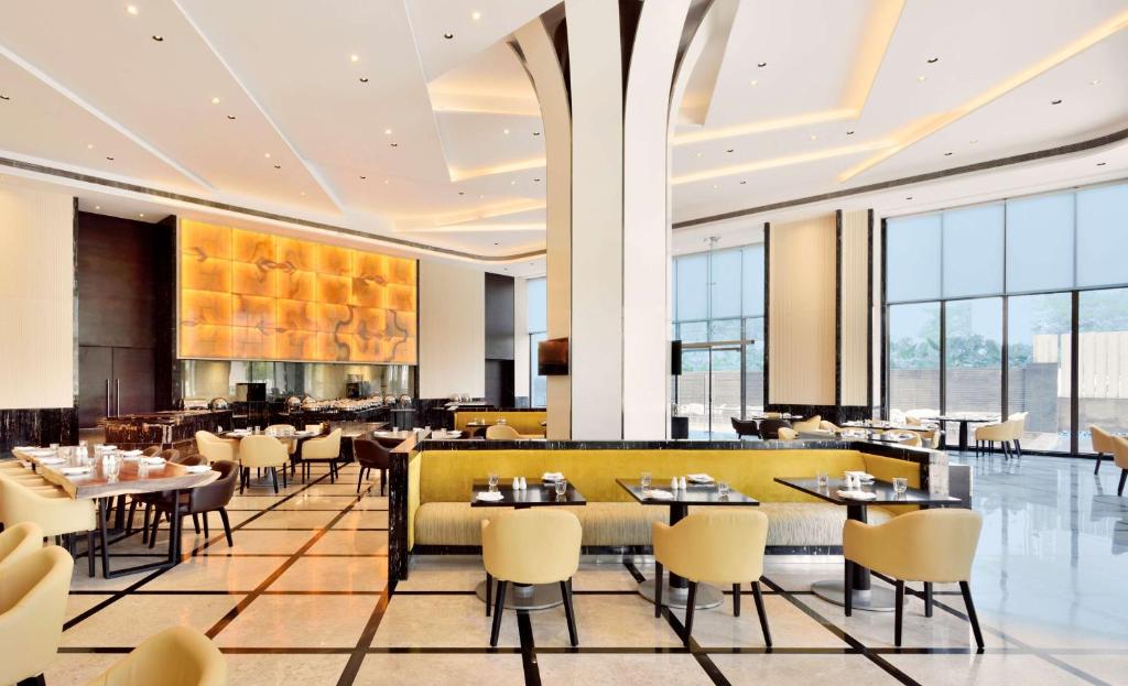 Posezení v ubytování Radisson Blu Coimbatore