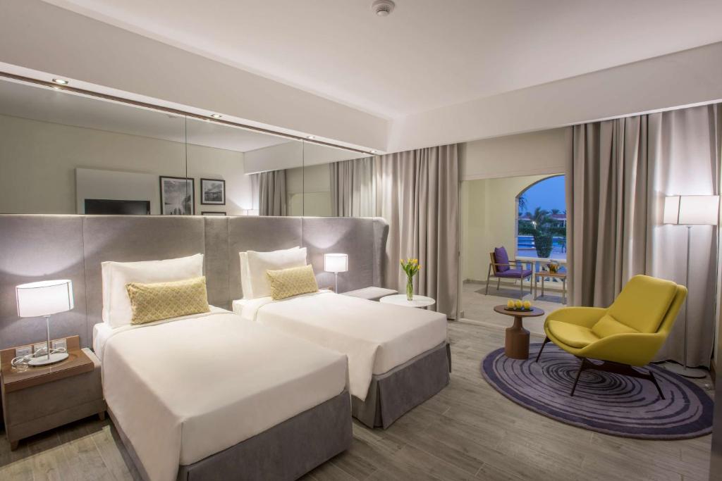 Radisson Blu Resort, Al Khobar Half Moon Bay - Camera Superiore Con Balcone E Piscina