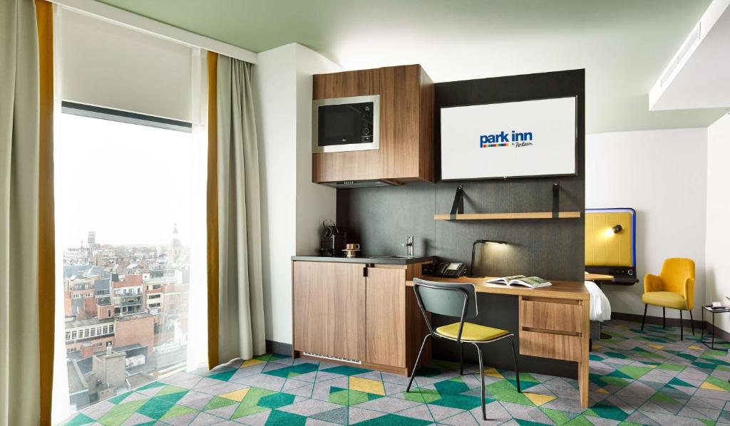 Kuchyň nebo kuchyňský kout v ubytování Park Inn By Radisson Hasselt