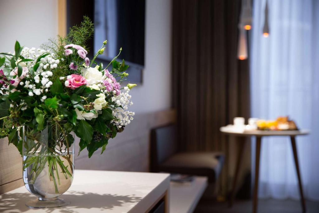 Radisson Blu Hotel Reussen, Andermatt photo