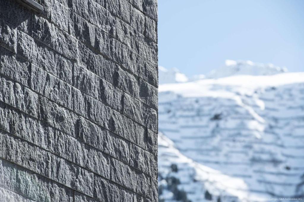 Radisson Blu Hotel Reussen, Andermatt photo