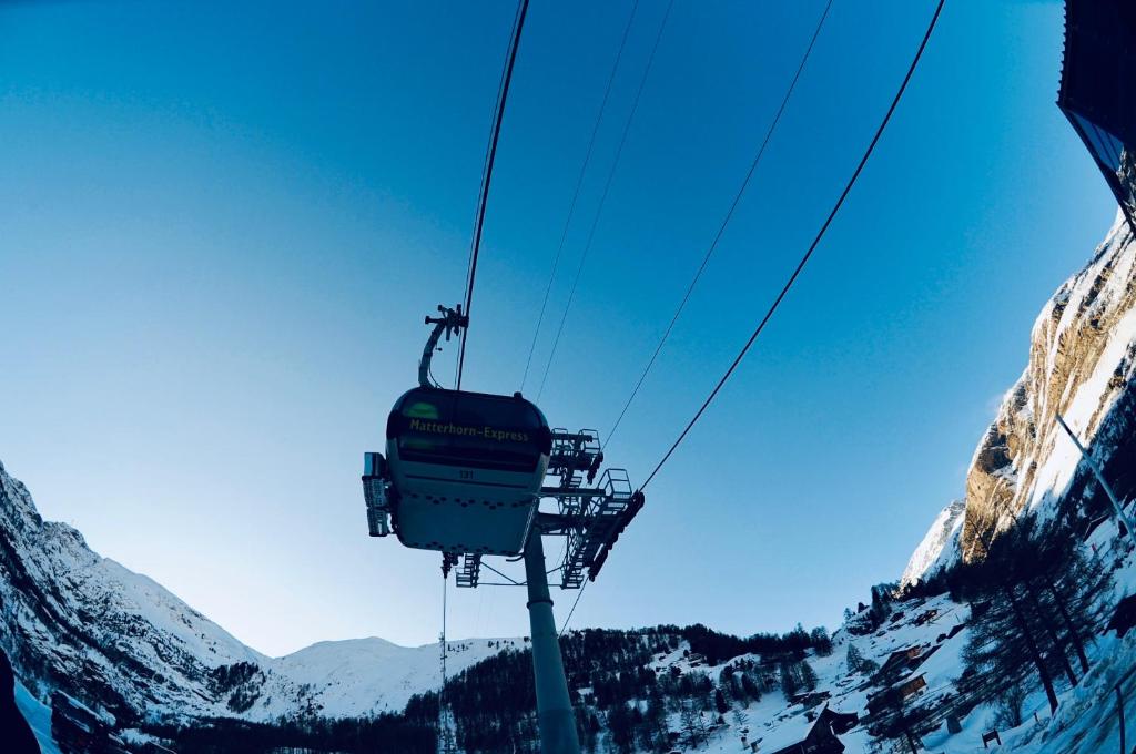 Haus Fleckstein Zermatt Wohnung Karibu v zimě