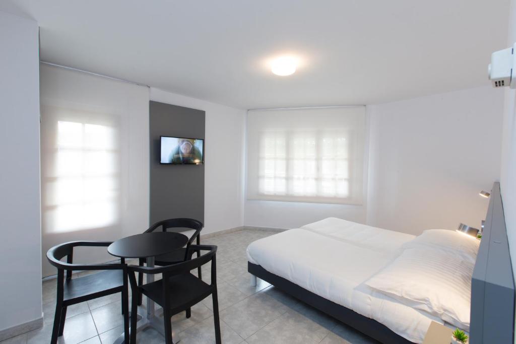 Pensión Dorotea, Lavacolla – Updated 2022 Prices