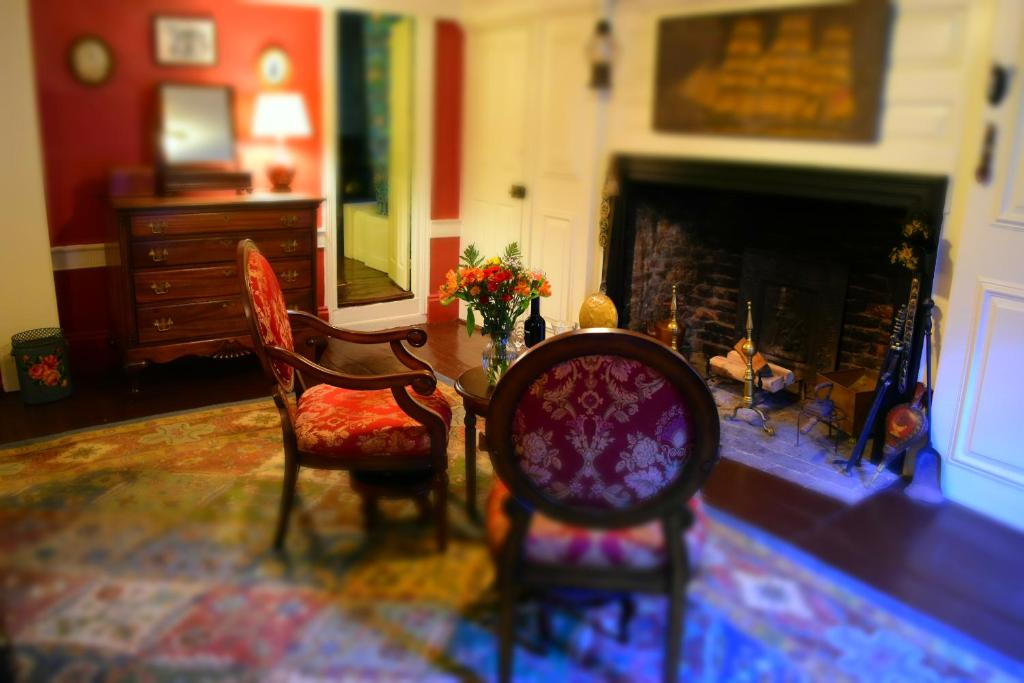 Daniels House Inn - Superior King Room