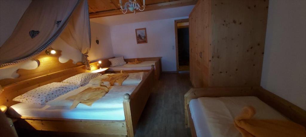 Postel nebo postele na pokoji v ubytování Romantikferienhaus am Brändle