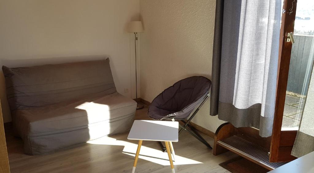 Posezení v ubytování Appartement plan d'eau vue panoramique