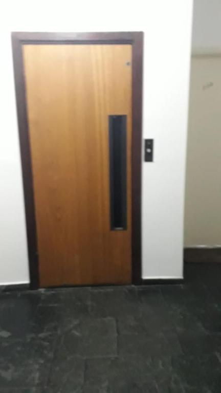  Apartamento 2 quartos na praia enseada do Guarujá-SP