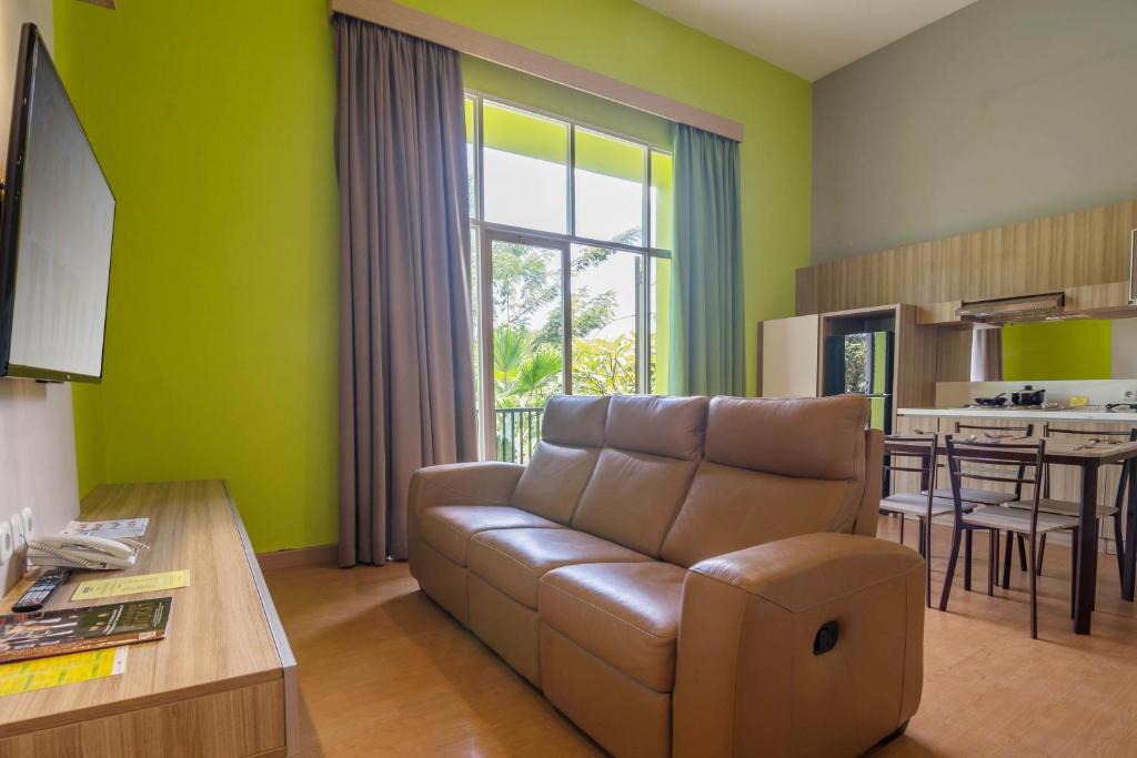 Posezení v ubytování MaxOneHotels at Resort Makassar