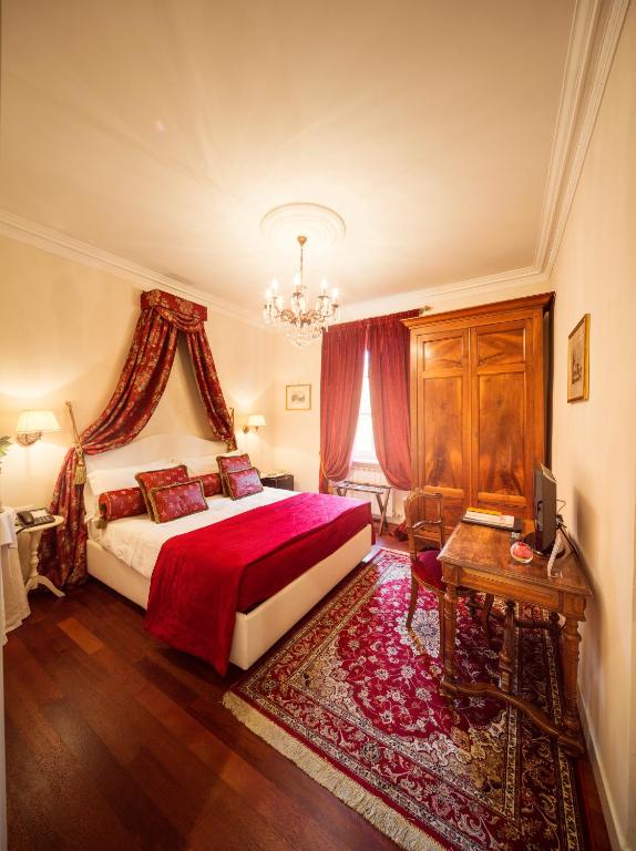 Duchessa Margherita Chateaux & Hotels - Deluxe Room
