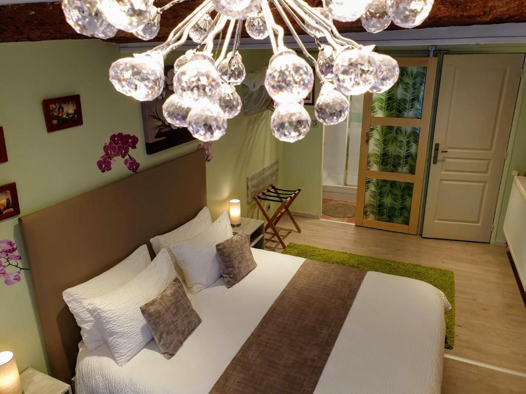 Chambre D´hôtes Léonie & Restaurant - Luxe Kamer