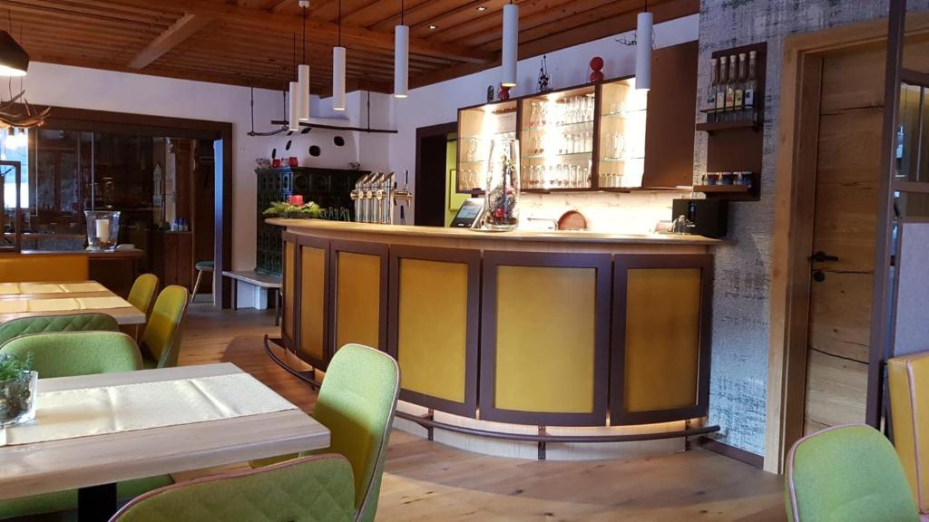 Lounge nebo bar v ubytování Alpengasthof Grobbauer