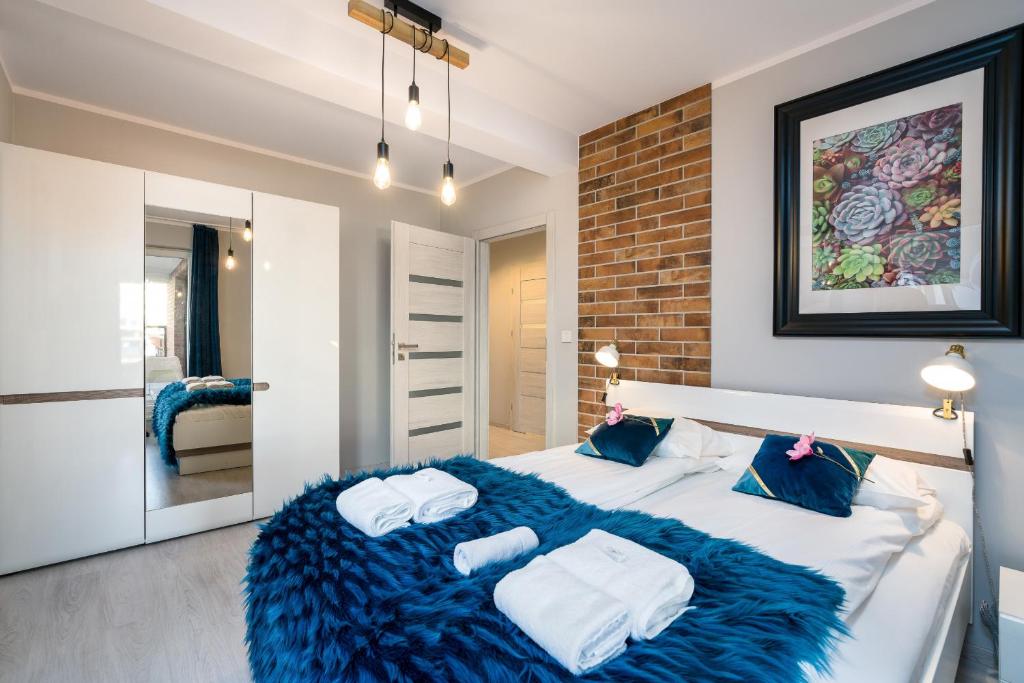 Apartments Poznań Niedziałkowskiego by Noclegi Renters - 带露台的公寓