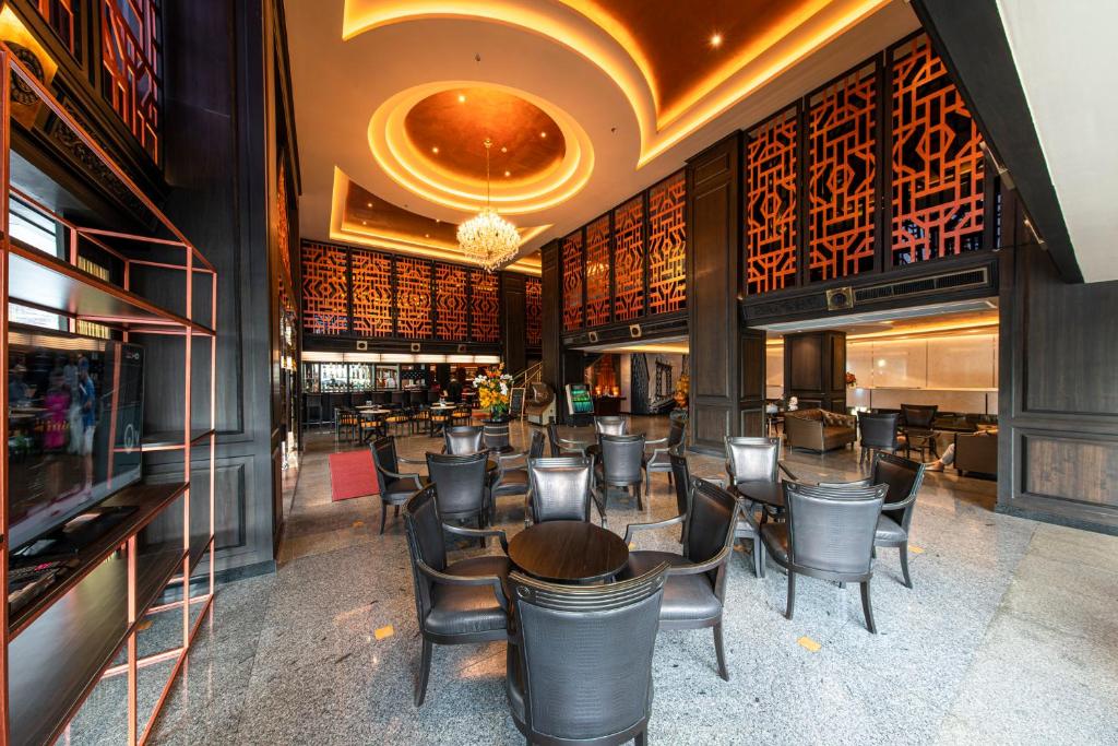 Manhattan Hotel Bangkok - Resim 44