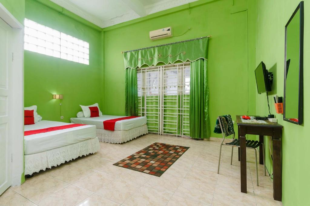 RedDoorz Syariah near Museum Tsunami Aceh 2 - Jumeau