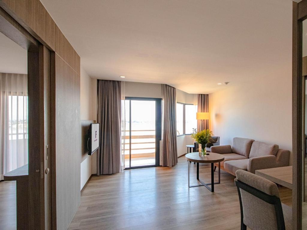 Posezení v ubytování Fortune View Khong Hotel Nakhon Phanom