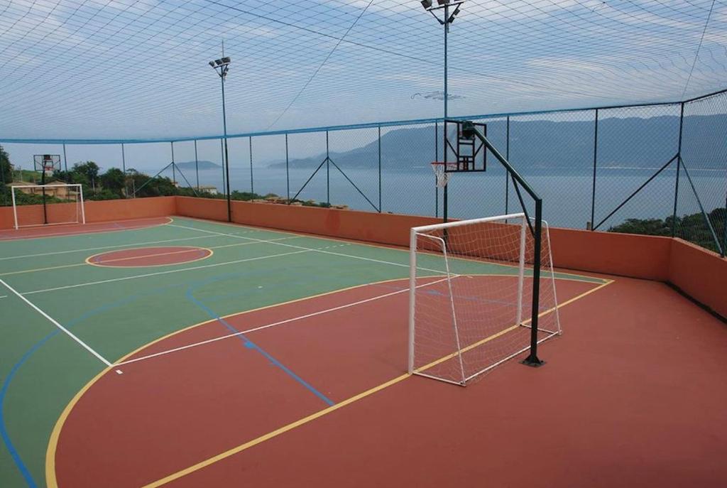  Bangalô em Ilhabela/Yacamim