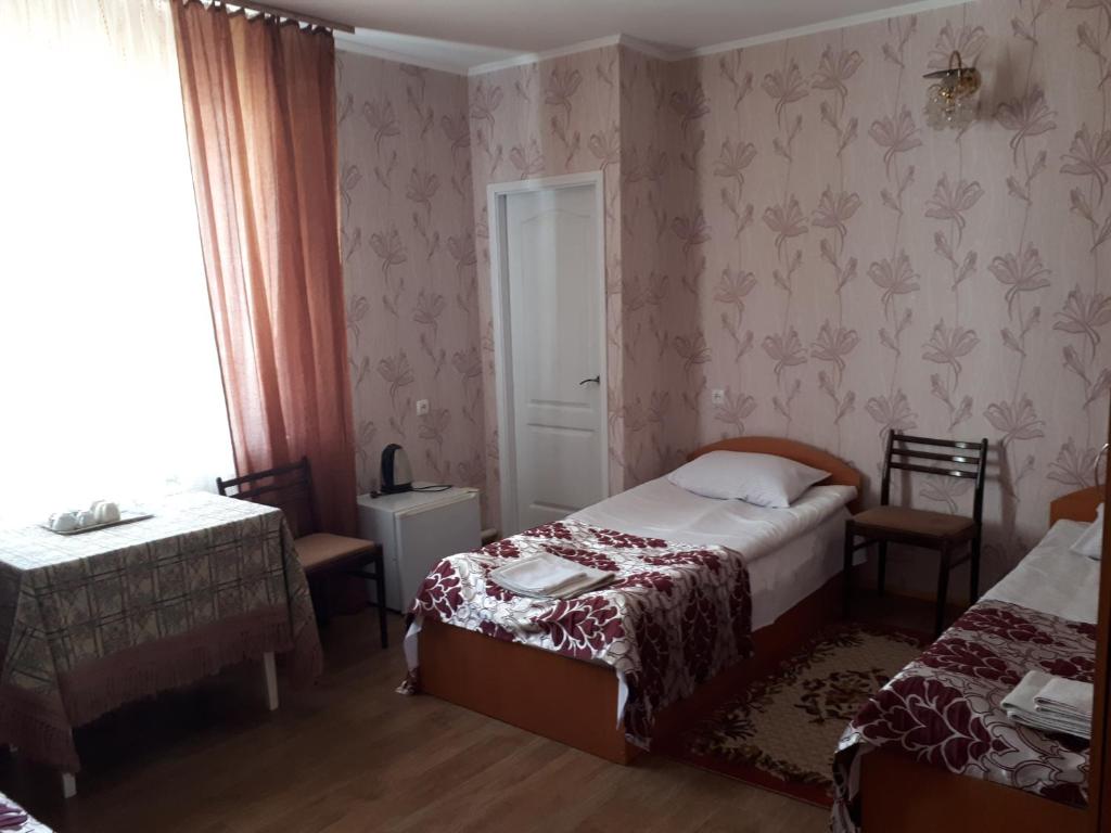 Hotel Gostynnyi Dvir - Comfort Triple Room Met Douche