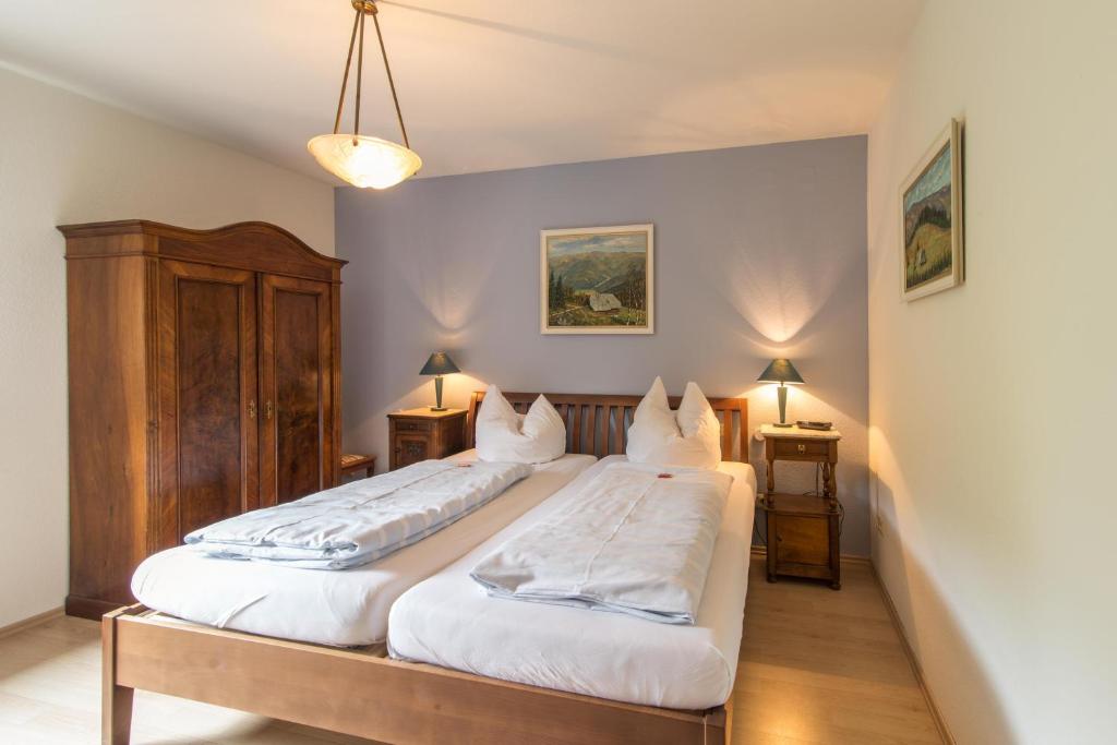 Goldener Adler Oberried - Hotel & Appartements - Comfort Double Room A
