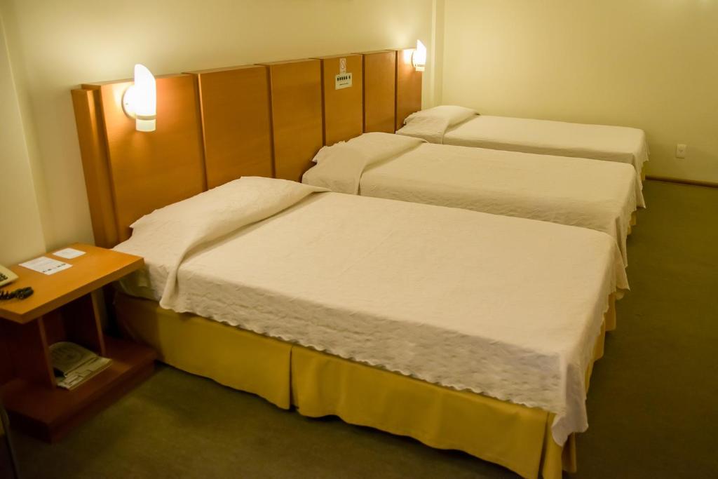Barbur Plaza Hotel - Standard Triple Room