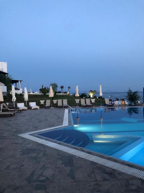 Bazén v ubytování Samothraki Beach Boutique Hotel nebo v jeho okolí