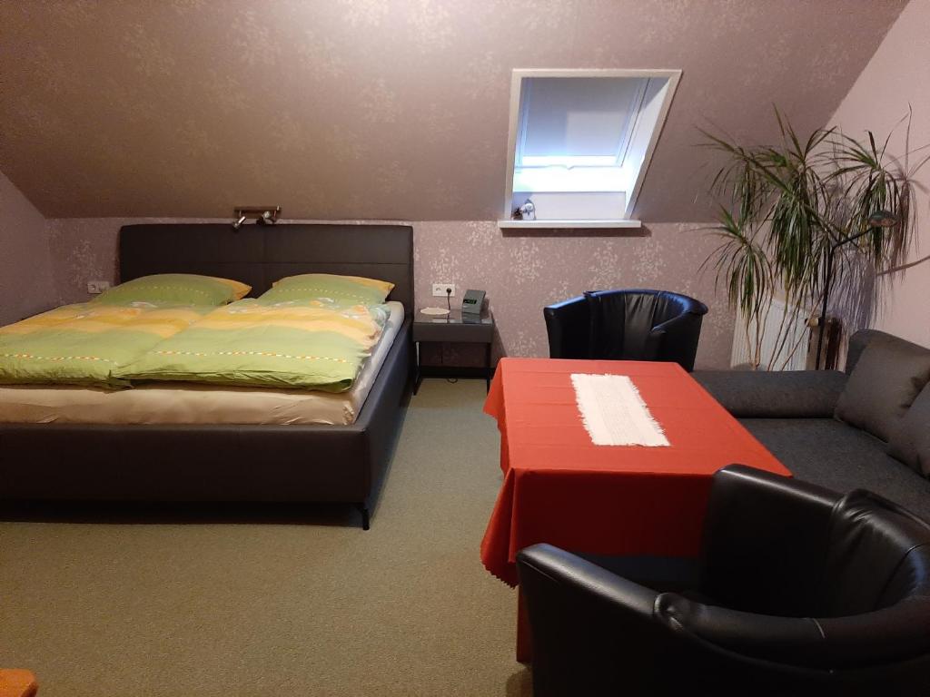 Postel nebo postele na pokoji v ubytování Ferienzimmer Wenzel