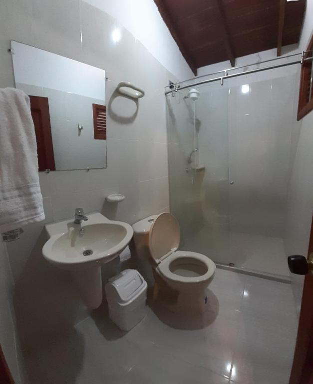 Koupelna v ubytování Hotel Jardín de Rosas