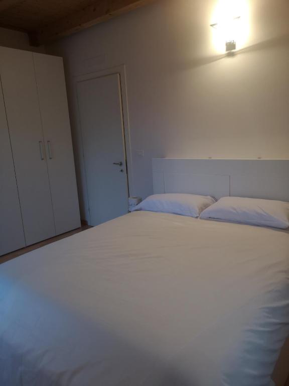 Postel nebo postele na pokoji v ubytování Convent Palace