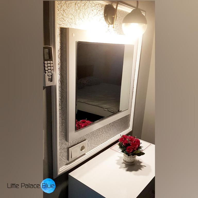 Little Palace Blue Apartment - 8