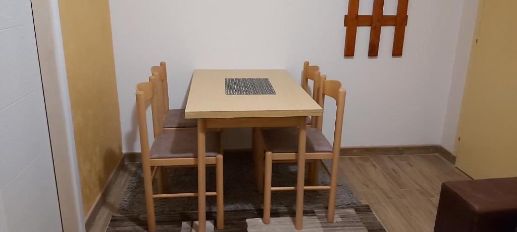 茲拉蒂博爾的住宿－Apartman Gogi，相簿中的一張相片