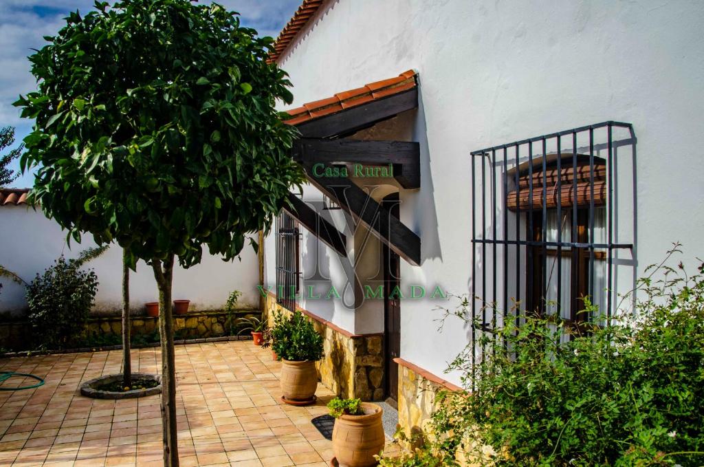 Vonkajšia záhrada v ubytovaní Casa Rural VILLAMADA