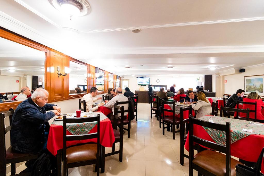 Restaurace v ubytování Hotel Virrey Central