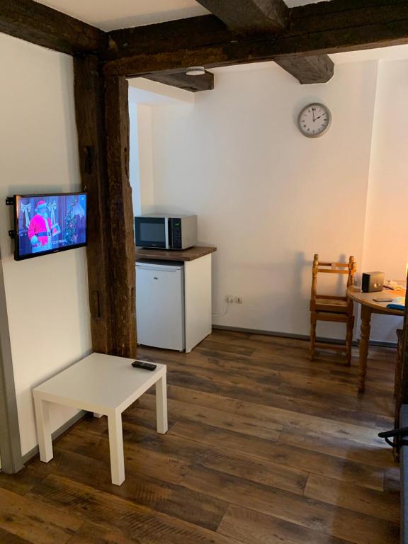 Historical town center cosy flat – photo 5