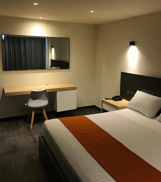 Hotel Conde Alameda CDMX photo