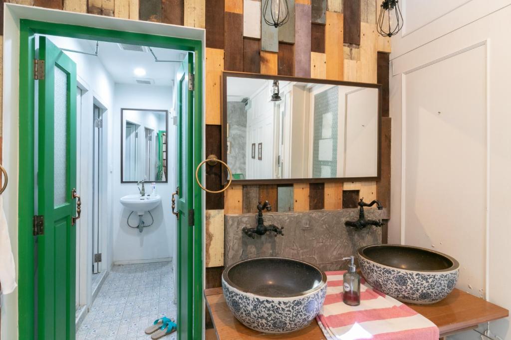 Ratana Boutique Hostel - Single Bed In Mixed Dormitory Room