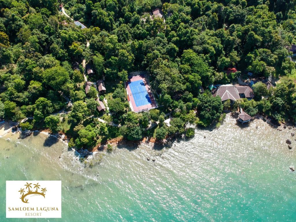 Gallery image of Samloem Laguna Resort in Koh Rong Sanloem