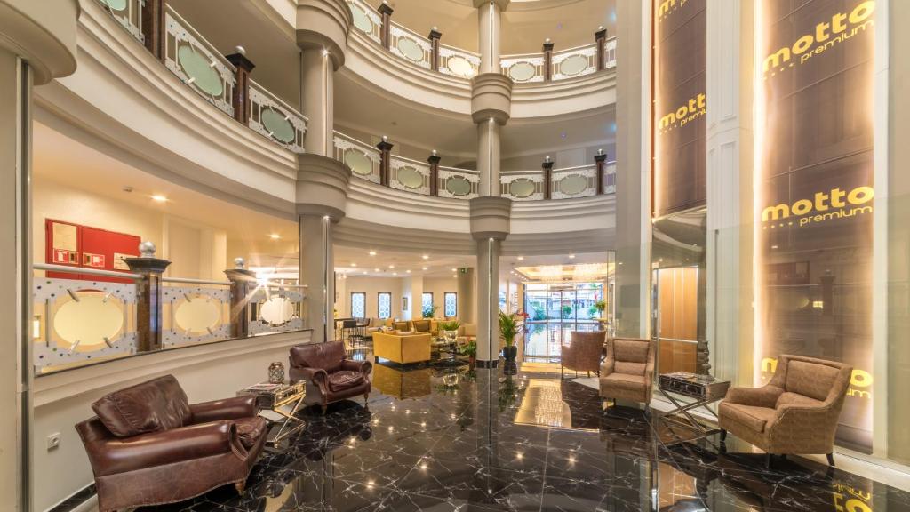 Гостиная зона в Motto Premium Hotel&Spa