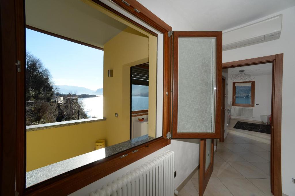 Fotografie z fotogalerie ubytování Lilli - Casa sul Lago v destinaci Dervio